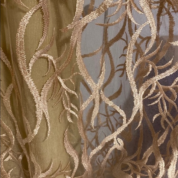 Golden Pakistani Poncho Kurta - Picture 3 of 6